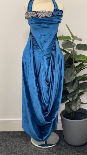 IMG_8622.JPG Seraphina Crystal-Trim Velvet Gown